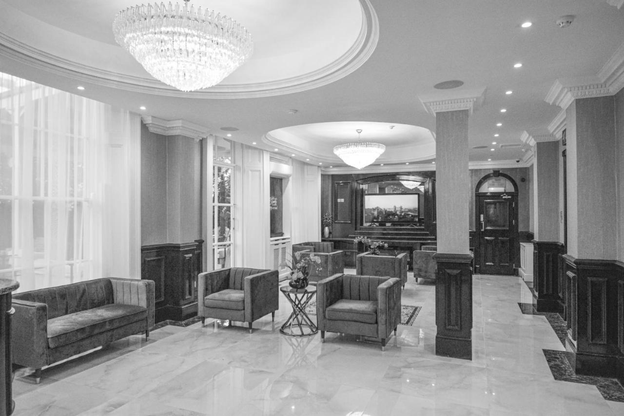 Pembridge Palace Hotel Лондон Екстериор снимка