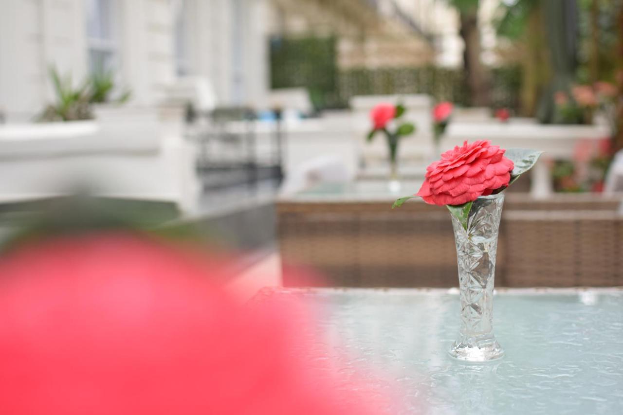 Pembridge Palace Hotel Лондон Екстериор снимка