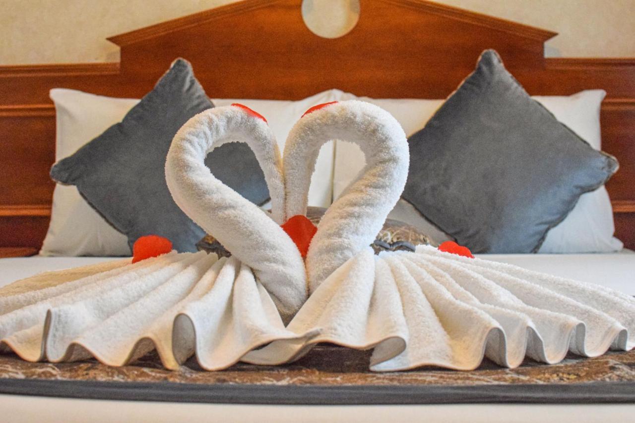 Pembridge Palace Hotel Лондон Екстериор снимка
